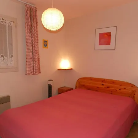 Charmant 2 Pieces Avec Terrasse, Parking Privatif, A 800m De La Plage Et Commerces, - Fr-1-251-783 Apartment *