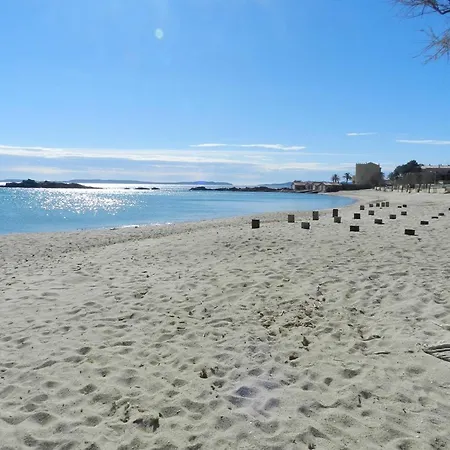 Charmant 2 Pieces Avec Terrasse, Parking Privatif, A 800m De La Plage Et Commerces, - Fr-1-251-783 *